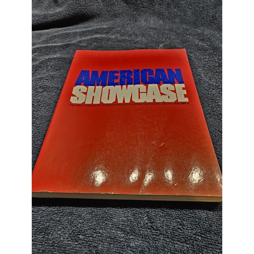 AMERICAN SHOWCASE 4 Photography Illustration Graphic Design 1981 Vintage - Picture 2 of 5